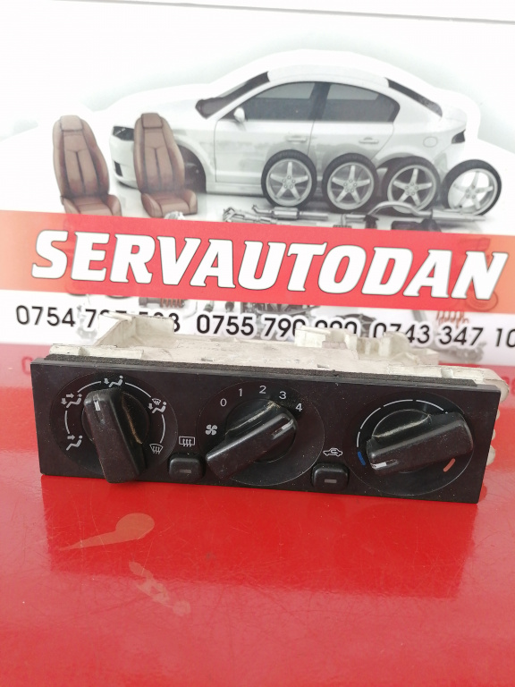 Panou comanda AC Mitsubishi Pajero 3 (2000-2007) 1.8 Benzina 2004