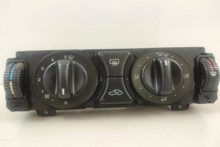 Panou comanda aer conditionat Mercedes Cod 2108300185 2108300185 Mercedes-Benz E-Class W210 [1995 - 1999]