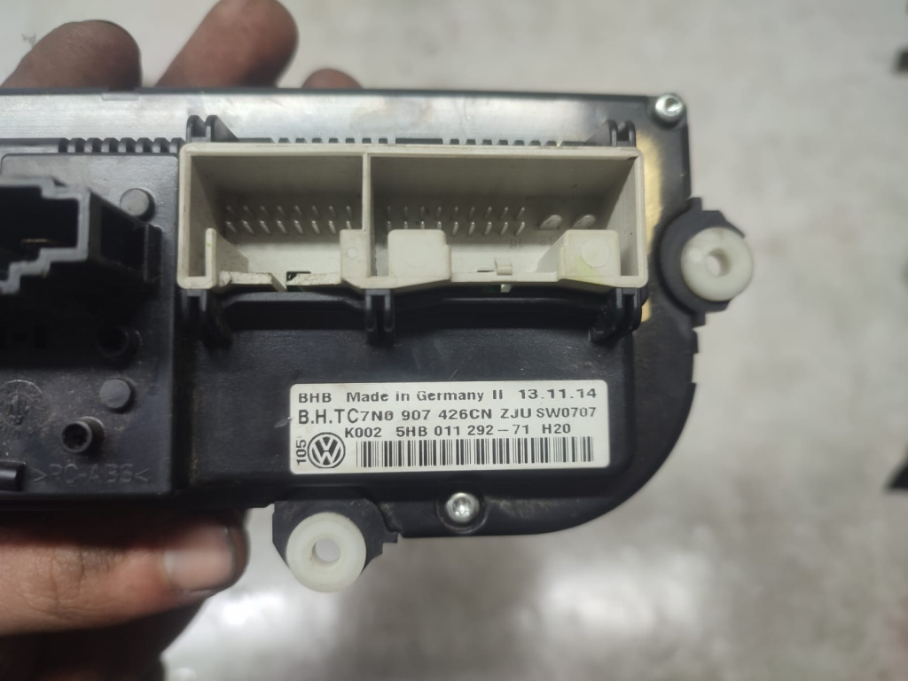 Panou comanda clima 7n0907426cn Volkswagen VW Passat CC [facelift] [2012 - 2017]