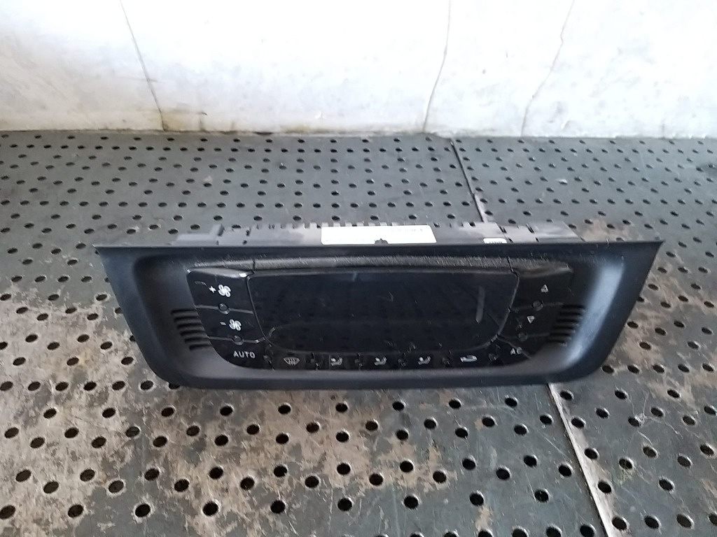 Panou comanda clima ac 1.2 tdi seat ibiza 6j 6j0820043c
