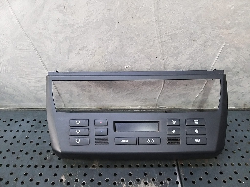 Panou comanda clima ac bmw x3 e83 64113443981