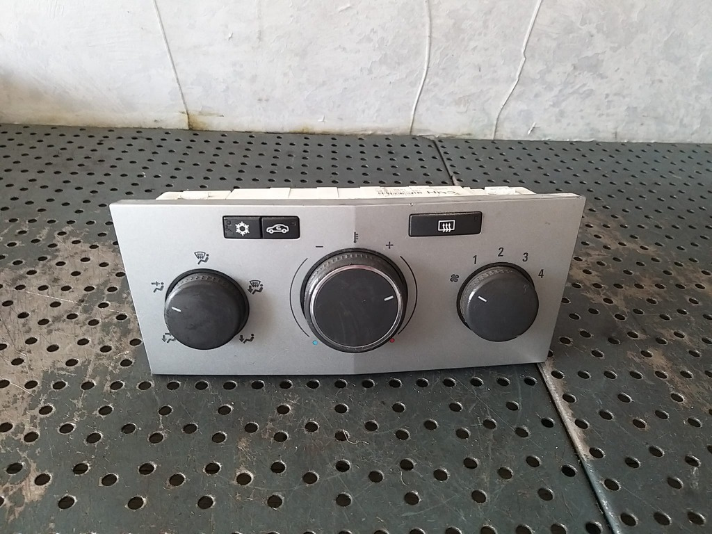 Panou comanda clima ac opel astra h 90151314 13269410