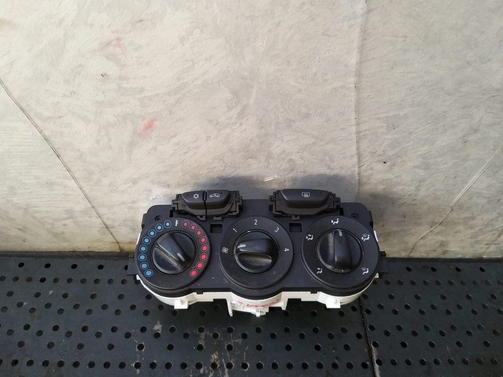 Panou comanda clima ac opel corsa e x15