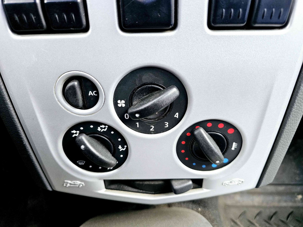 Panou comanda clima Dacia Logan (LS) [Fabr 2004-2012] OEM