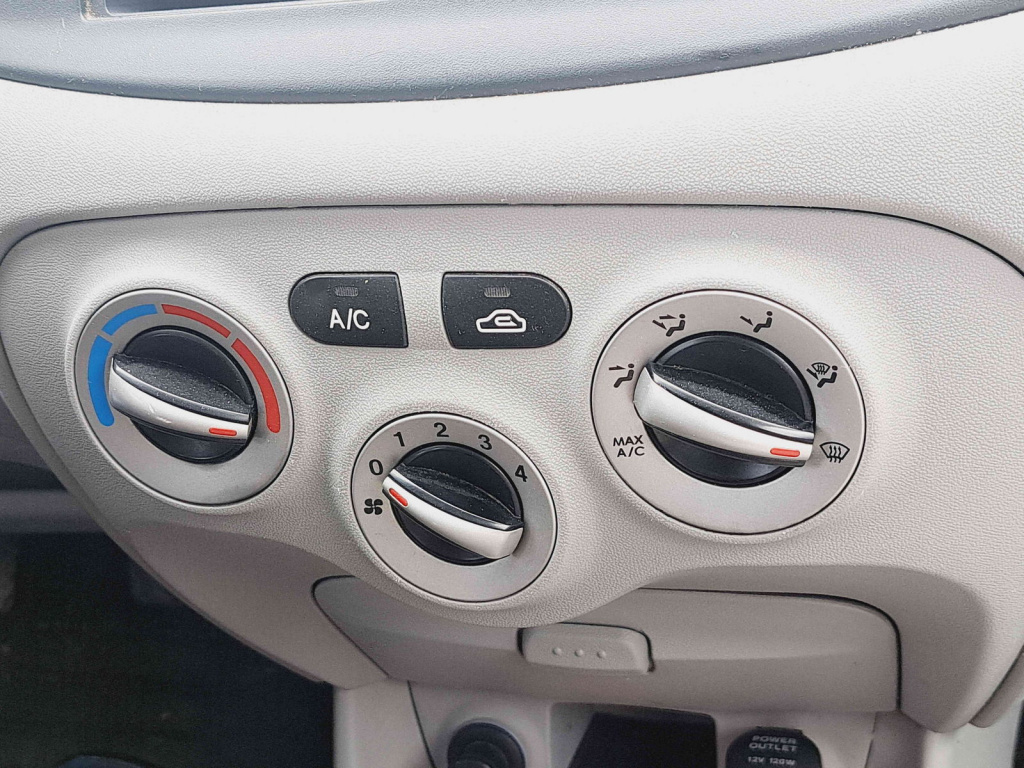 Panou comanda clima Hyundai Accent 3 (MC) [Fabr 2005-2008] OEM