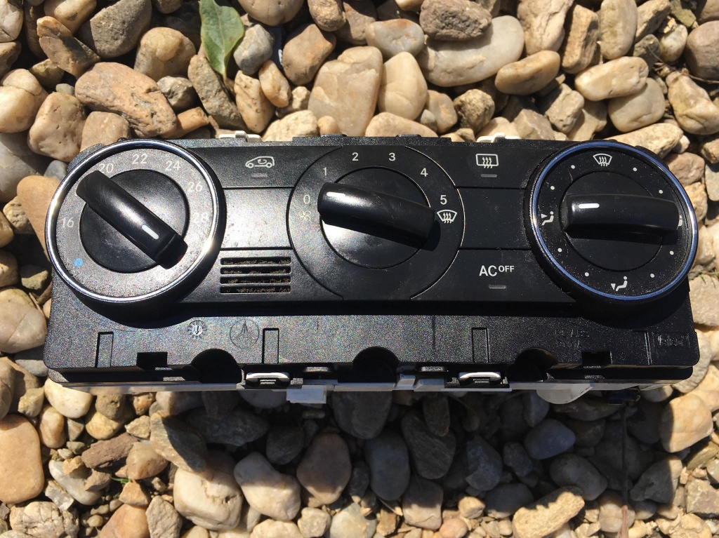 Panou comanda clima Mercedes A class w169 2004