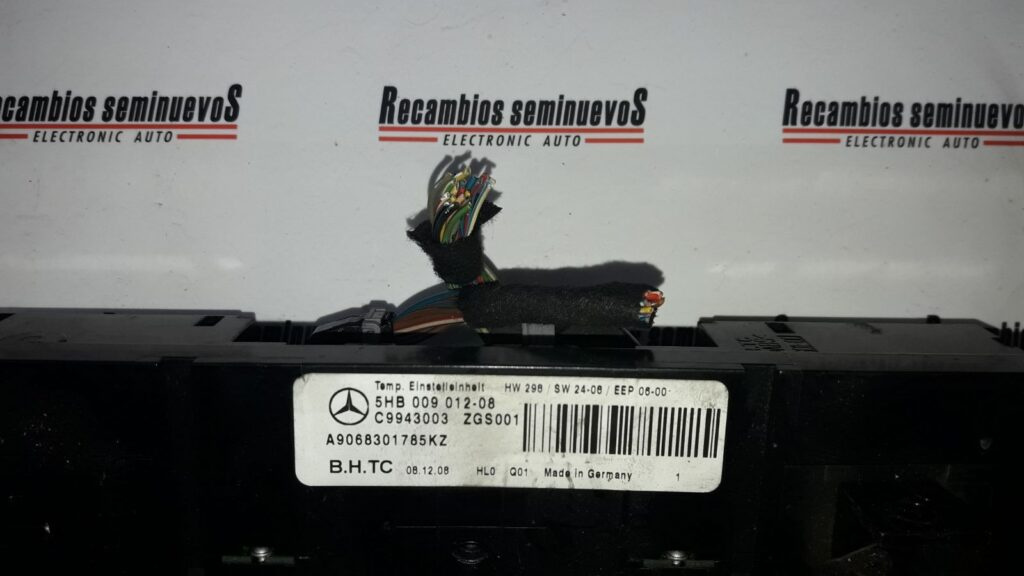 Panou Comanda Clima Mercedes-Benz SPRINTER A9068301785KZ, 5HB00901208,