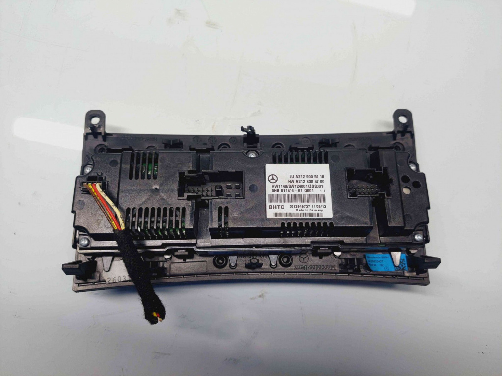 Panou comanda clima Mercedes Clasa E (W212) Facelift AMG [Fabr 2009-2016] A2129005018 / A2128304700