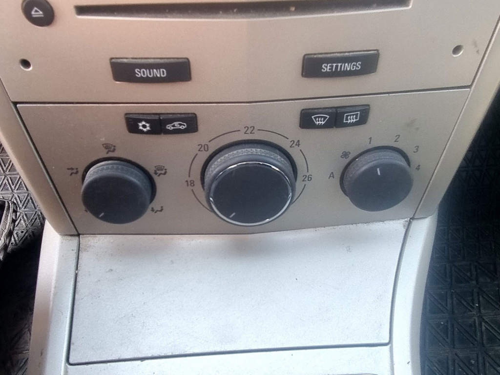 Panou comanda clima Opel Astra H [Fabr 2004-2009] 1.9 CDTI Z19DTH 110 KW / 150 CP