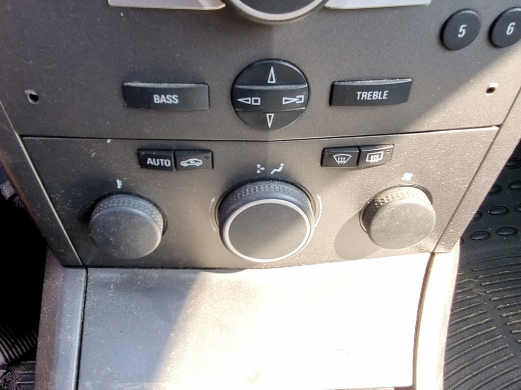 Panou comanda clima Opel Astra H [Fabr 2004-2009] 1.6 Benz Z16XEP 77 KW / 105 CP