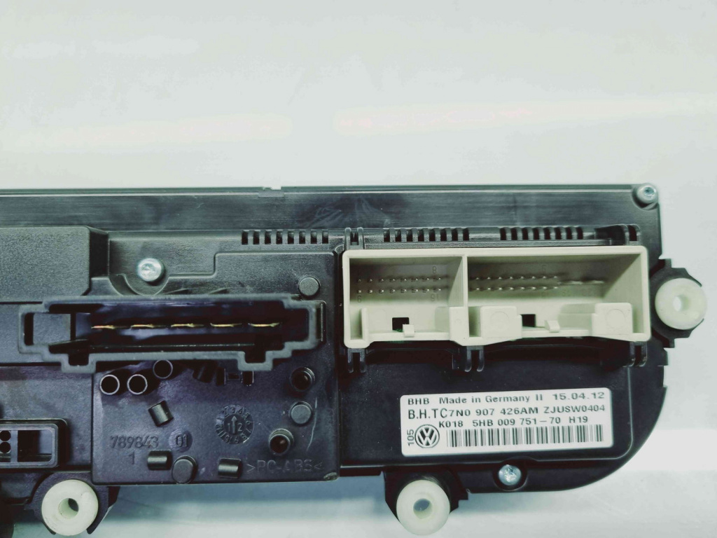 Panou comanda clima Volkswagen Golf 6 (5K1) [Fabr 2009-2013] 7N0907426AM