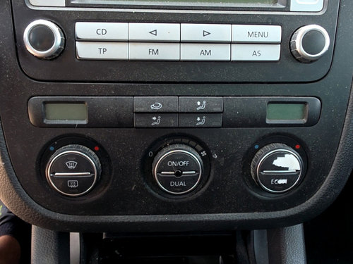 Panou comanda clima Volkswagen Jetta 3 (1K2) [Fabr 2005-2010] 1.9 TDI BXE 77KW / 105CP