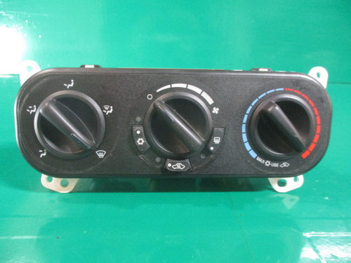 PANOU / COMANDA / CONSOLA AER / AC / CLIMA COD P55111874AC DODGE CALIBER FAB. 2006 – 2012 ⭐⭐...