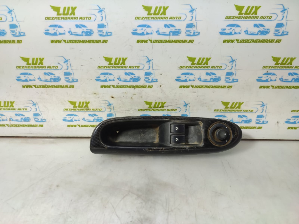 Panou comanda geamuri 8200084003 Renault Clio 2 [1998 - 2005]