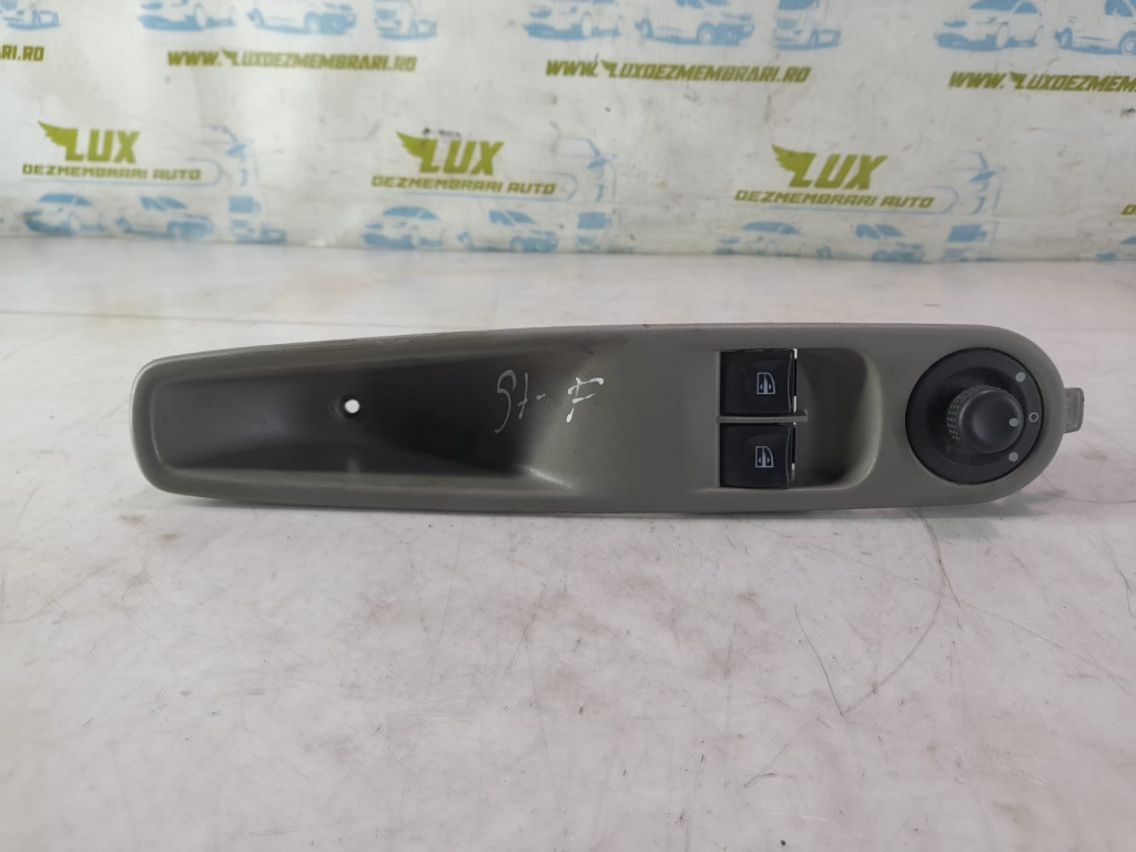 Panou comanda geamuri 829502349R Renault Zoe [2012 - 2020] 5AQ601