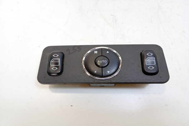 Panou comanda geamuri A1638200326 Mercedes-Benz ML W163 [1997 - 2001]