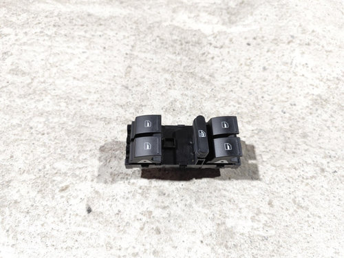 Panou comanda geamuri electrice VW Passat B7