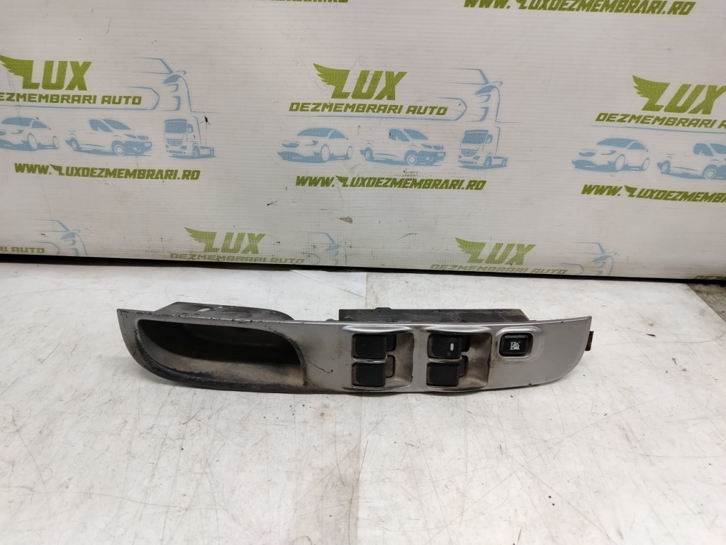 Panou comanda geamuri mr587952 Mitsubishi L200 4 [facelift] [2011 - 2014]