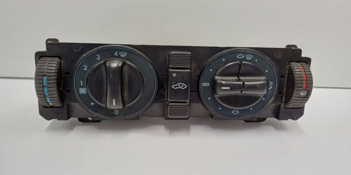 Panou comanda ventilatie 2028300485 Mercedes-Benz C-Class W202/S202 [1993 - 1997]