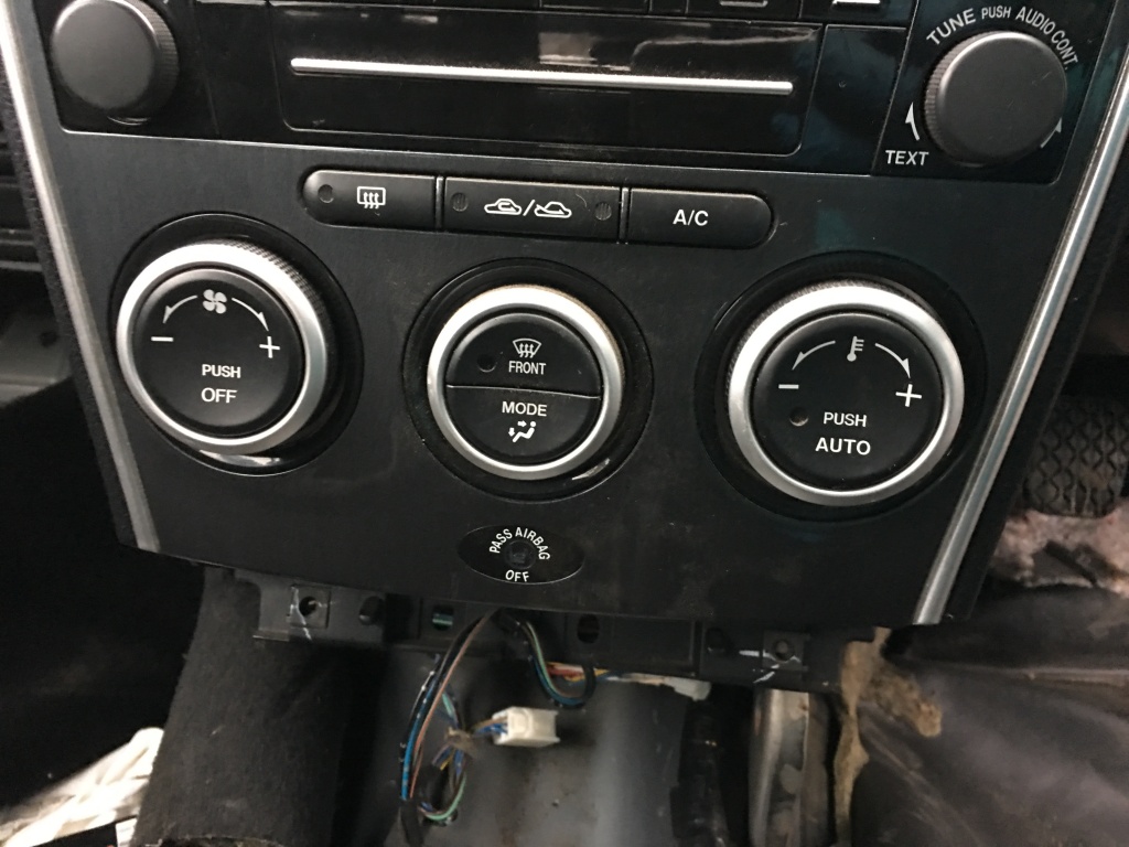 Panou / Consola AC Climatronic Mazda 6 2002 - 2008