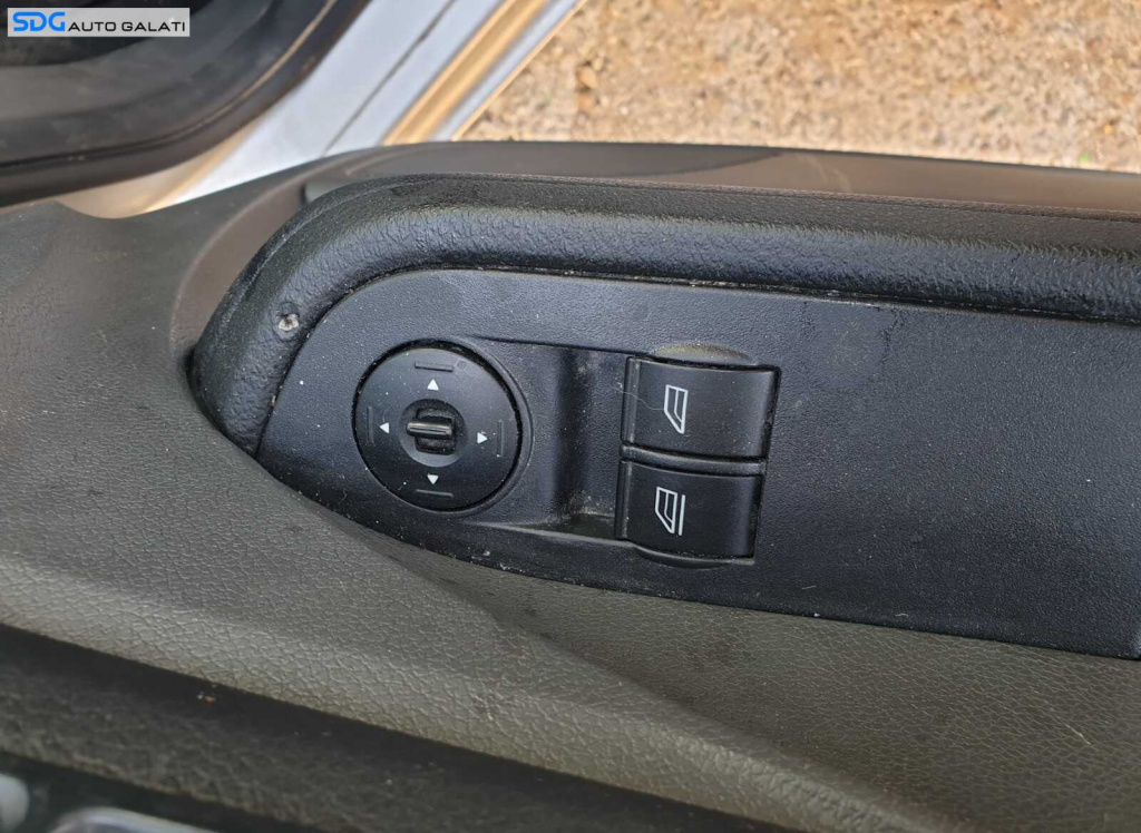 Panou Consola Comanda Buton Butoane Geamuri Ford Focus 2 2004 - 2010