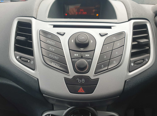 Panou Consola Comanda Buton Butoane Radio CD Player cu Unitate Ford Fiesta Mk 6 2008 - 2012 [K1637]