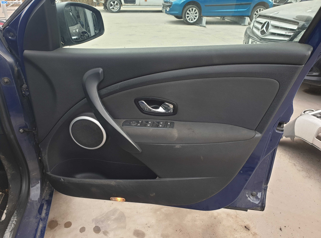 Panou Fata Interior Textil Usa Portiera Dreapta Fata Renault Megane 3 2008 - 2016 [K6287]