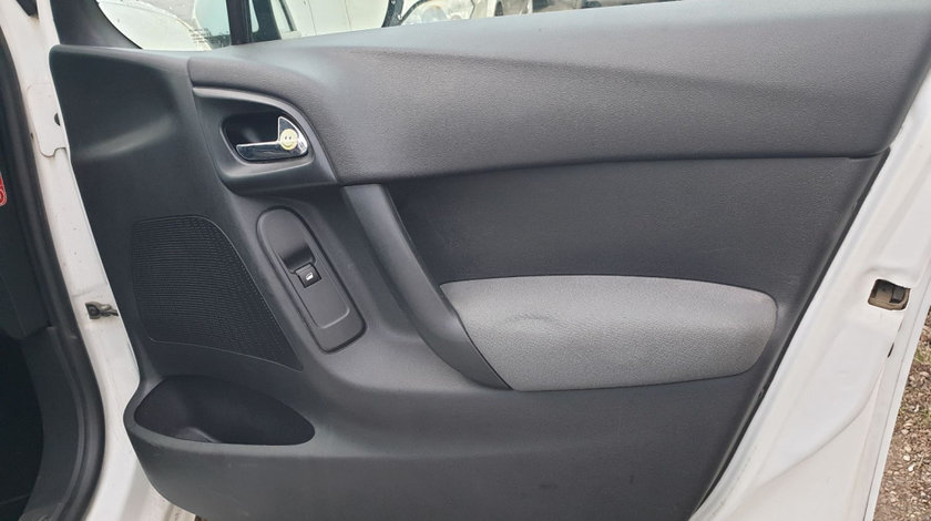 Panou Fata Interior Usa Portiera Dreapta Fata Citroen C3 2009 - 2016 [0687]