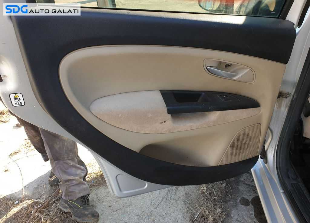 Panou Fata Interior Usa Portiera Stanga Spate Fiat Linea 2007 - 2018