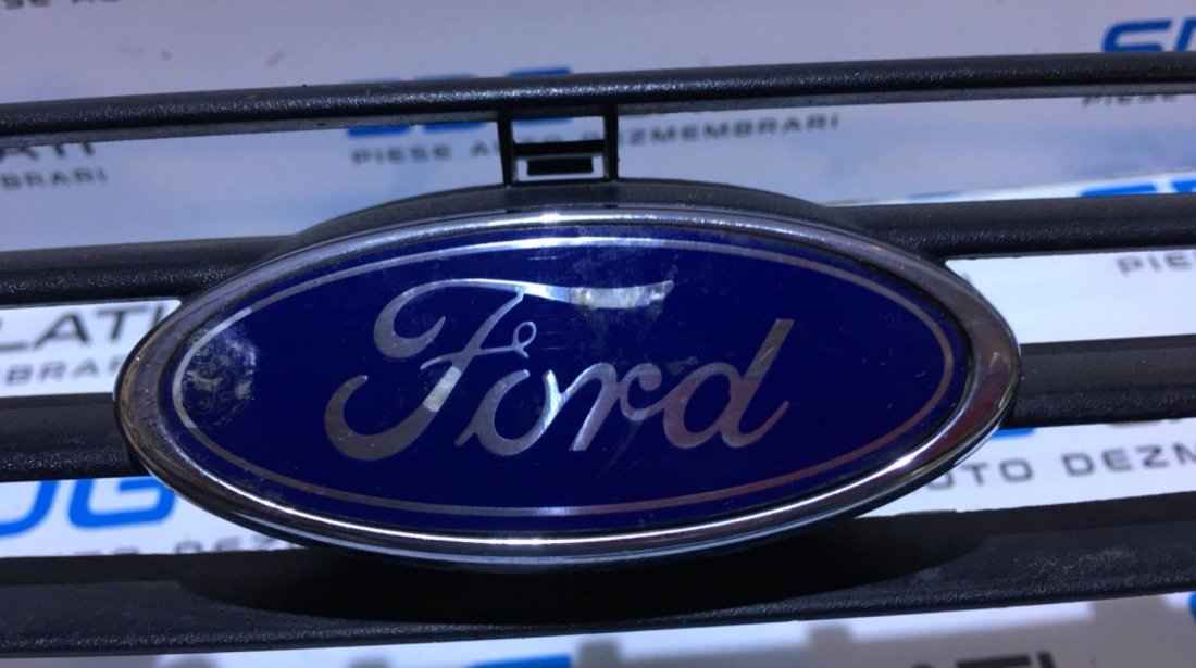 Panou Frontal / Capac / Grila cu Emblema / Sigla Ford Focus 1 1998 - 2005 Cod Piesa : 98AB8200