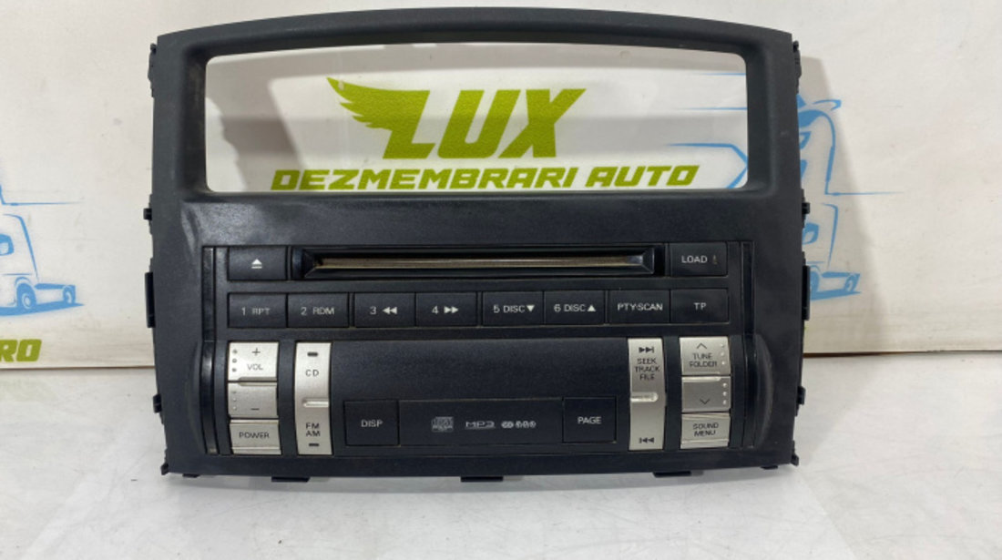 Panou radio CD 8002A256XA Mitsubishi Pajero 4 [2006 - 2011]