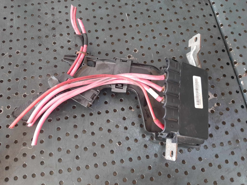 Panou sigurante 1.5 dci renault megane 3 243170005r