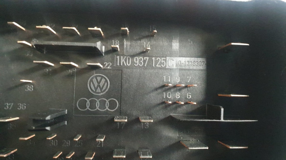 Panou sigurante Audi A3 8P 1.8 TFSI 160 cai motor BZB cod piesa : 1K0937125C