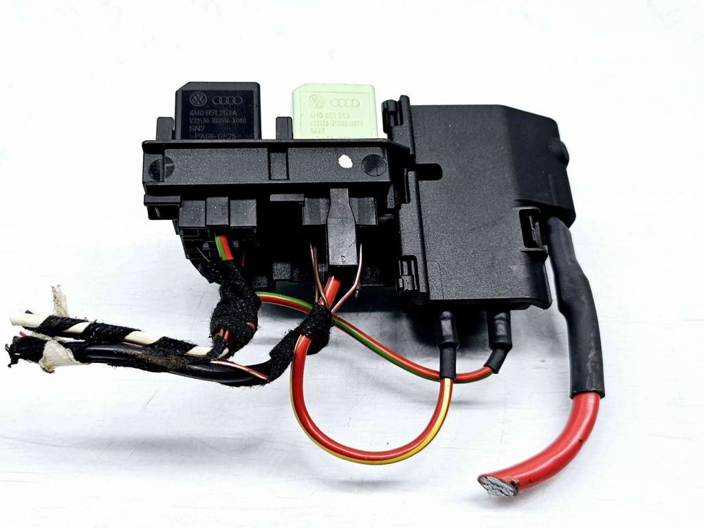 Panou sigurante Audi A4 (8W2, B9) [Fabr 2015-2023] 8W0937503B
