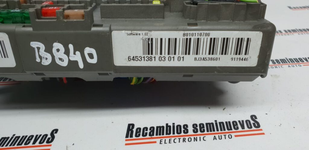 Panou sigurante BMW 320 17925 000 000A / 17925000000A / 9119446-03 / 9119446 03 / 911944603 / B010110700 / BJ3A53860117925 000 000A / 17925000000A / 9119446-03 / 9119446 03 / 911944603 / B010110700 / BJ3A538601