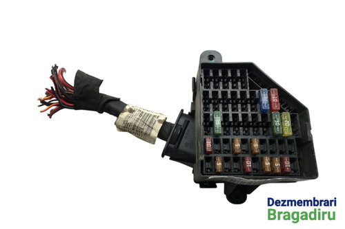 Panou sigurante bord Volkswagen VW Passat B6 [2005 - 2010] wagon 5-usi 2.0 TDI MT (170 hp) Cod motor...