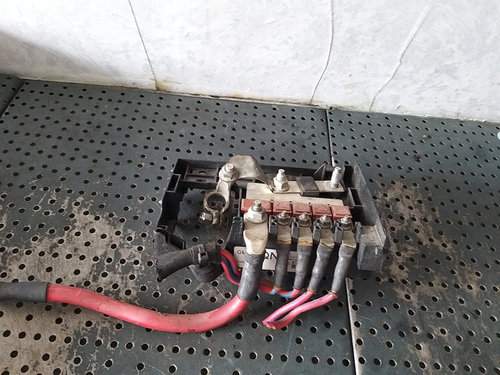 Panou sigurante borna baterie plus 1.7 cdti opel astra j 13302307 365927271