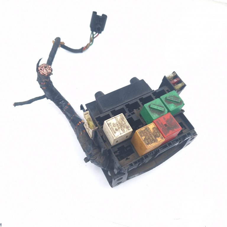 Panou Sigurante BSM Ford FIESTA Mk4 1995 - 2002 94FG14A073AA, 94FG14A074AA, 92GG13C718AA, 92GG17C499AB, 95VG13150AA, 94FG-14A073-AA, 72WF109, 72LF003, G1UHK