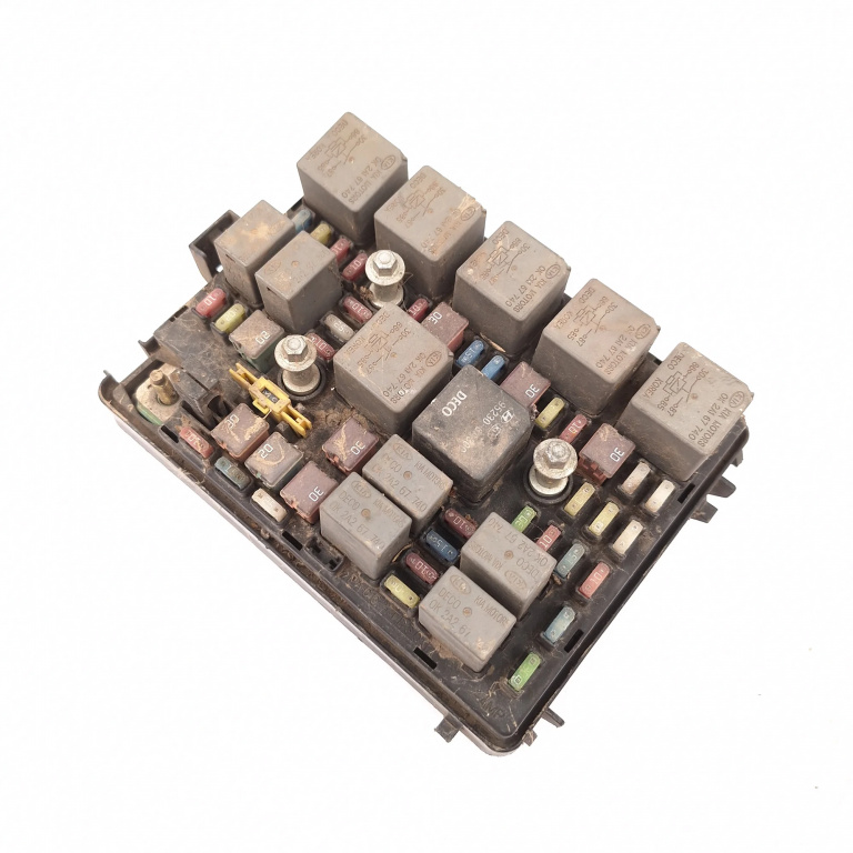 Panou Sigurante BSM Kia CARENS 2 (FJ) 2002 - 2006 Motorina 952302P030, 95230-2P030, 95224-2D000, 952242D000, 95224-29850, 9522429850, OK 2A2 67 740, OK2A267740, OK2A2 67740, OK 2A267740