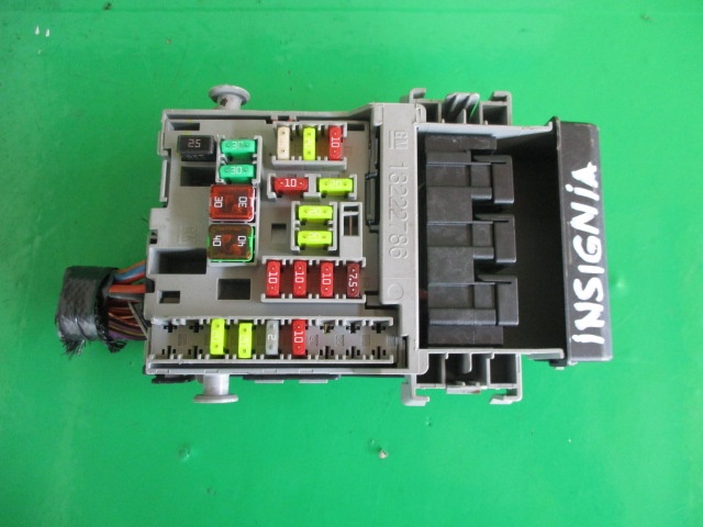 PANOU SIGURANTE COD 13222786 OPEL INSIGNIA A 1.8 BENZINA FAB. 2008 – 2013 ⭐⭐⭐⭐⭐