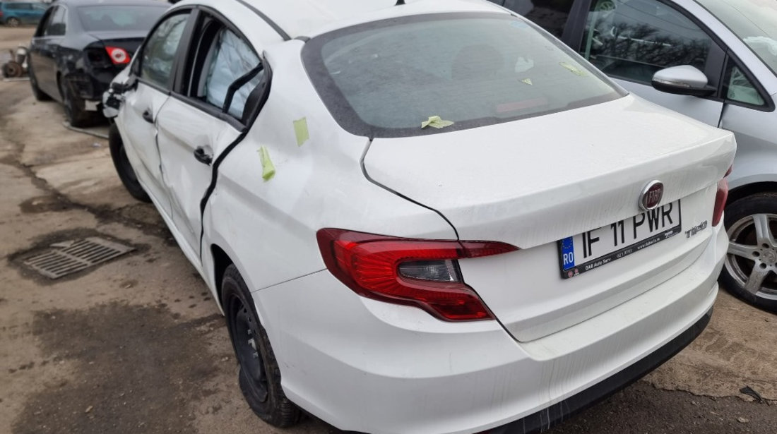 Panou sigurante Fiat Tipo 2020 sedan/berlina 1.4 benzina