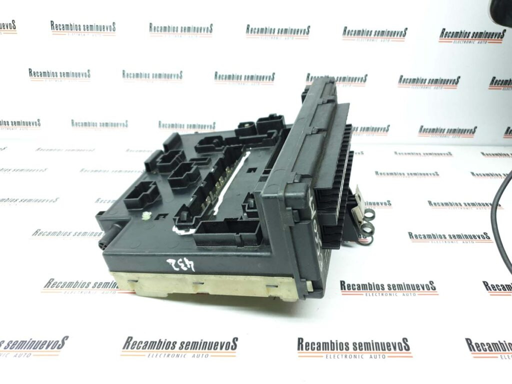 Panou sigurante FORD ESCORT 96AG-14A073-DA / 96AG 14A073 DA / 96AG14A073DA96AG-14A073-DA / 96AG 14A073 DA / 96AG14A073DA
