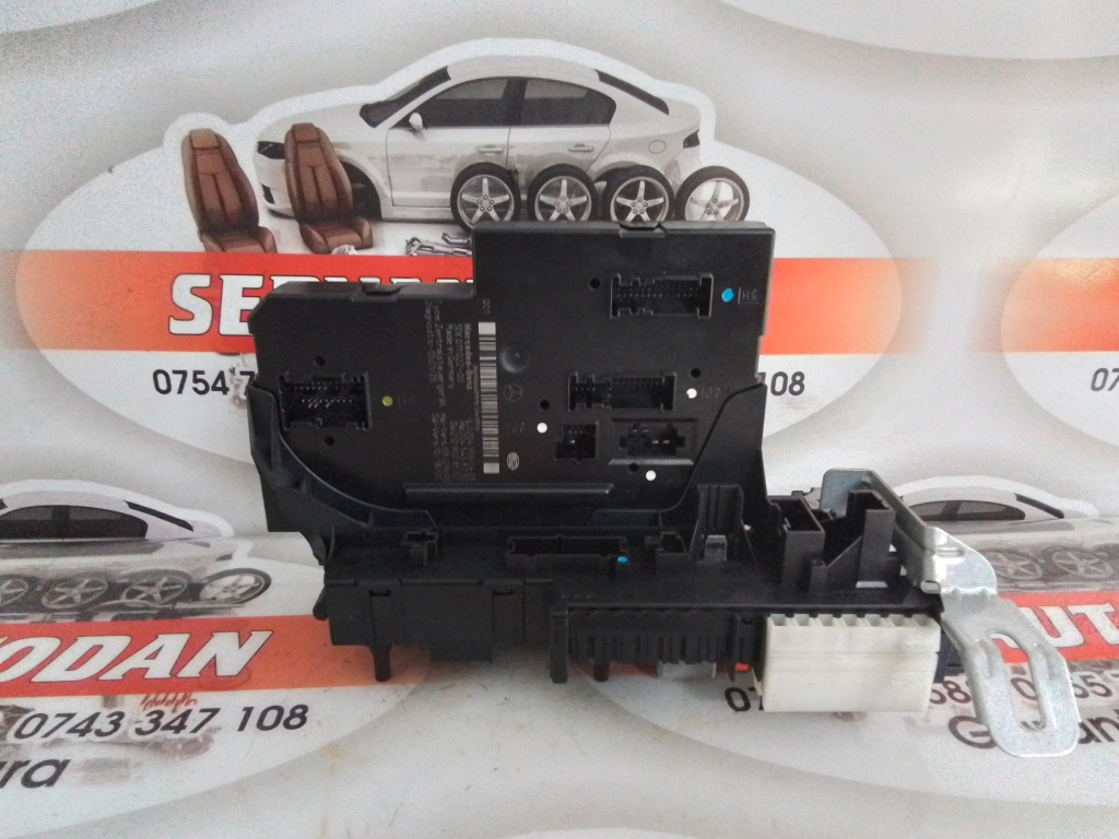 Panou sigurante Mercedes-Benz C-Class (2007->) [W204] 2.2 Motorina 2012, A2049060405 / A2045458732