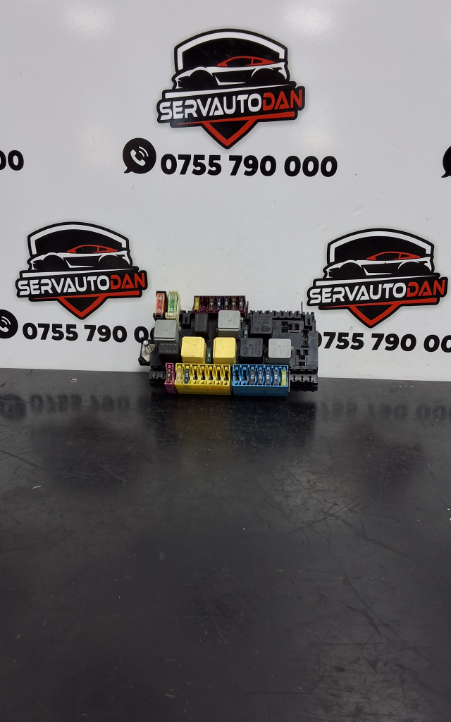 Panou sigurante Mercedes-Benz GL (2013-2019) [x166] 3.0 Motorina 2013, A1669063801