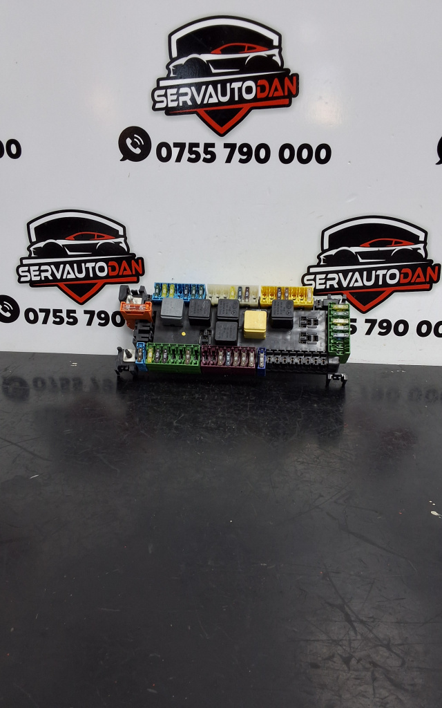 Panou sigurante Mercedes-Benz GL (2013-2019) [x166] 3.0 Motorina 2013, A1669063901