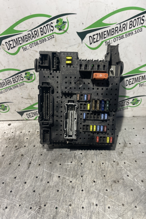 Panou sigurante motor 28080156 Volvo S80 [1998 - 2006] Sedan 2.4 TD MT (130 hp)