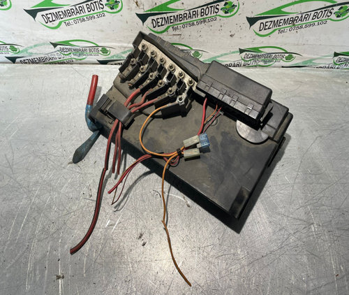 Panou sigurante motor 600937548E Audi 80 8C/B4 [1991 - 1996] Sedan 1.9 TDI MT (90 hp)