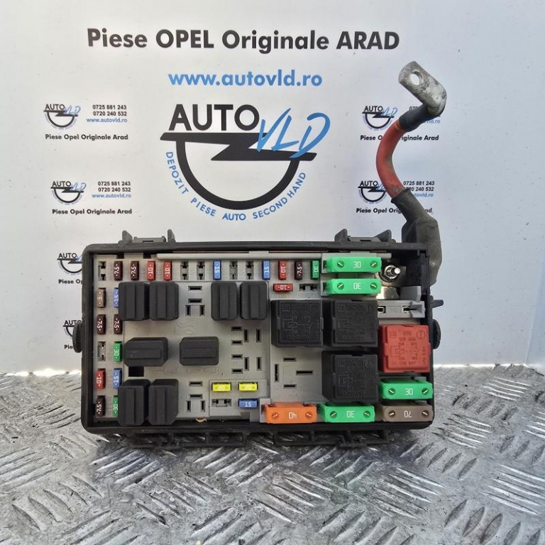 Panou sigurante motor UEC Opel Corsa D 2006-2010 13217392 EF