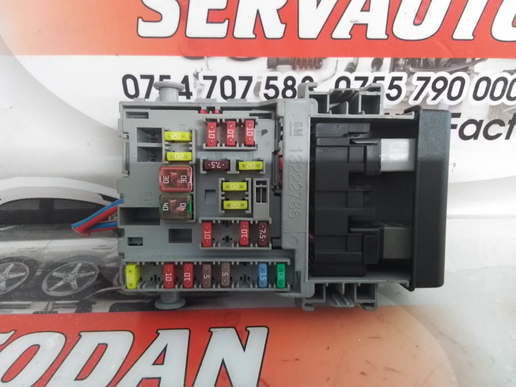 Panou sigurante Opel Astra J Facelift (2012-2018) 1.7 Motorina 2013