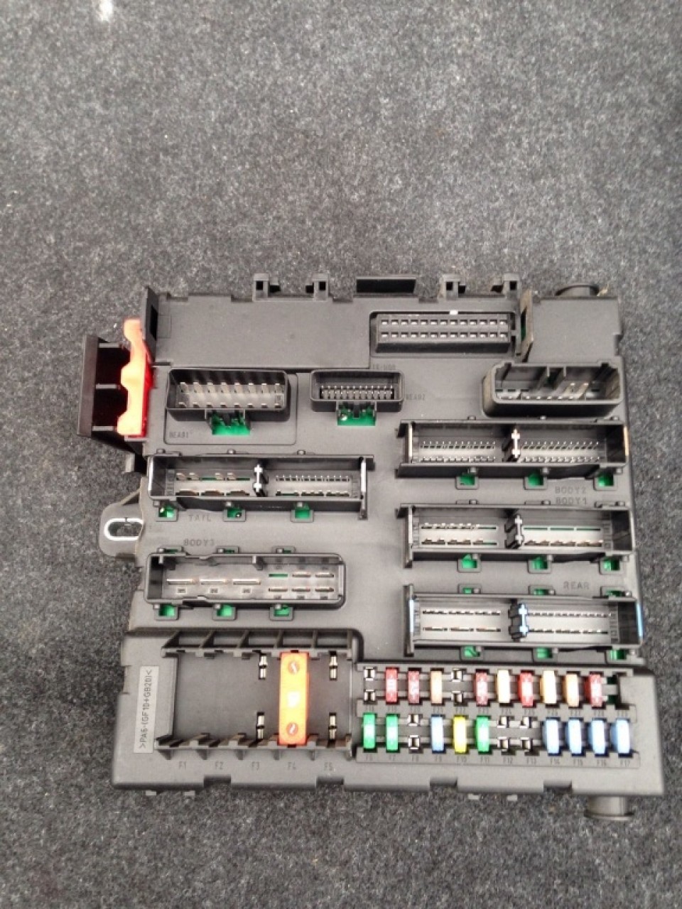 Panou sigurante opel vectra c signum cod 13205774